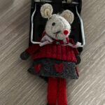 Cheap Rodent Control toy rat caught in trap